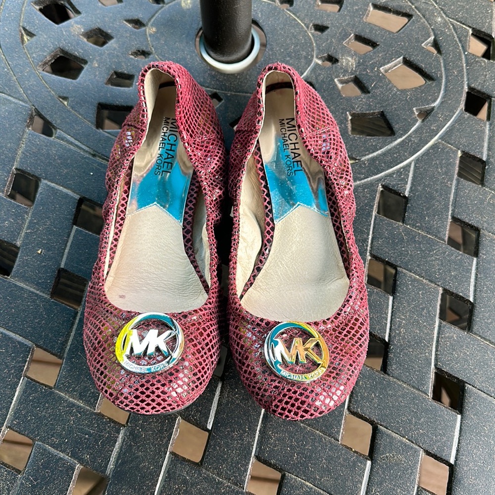 Michael Kors Red flats